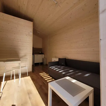 Morelowe 公寓 米耶伦科